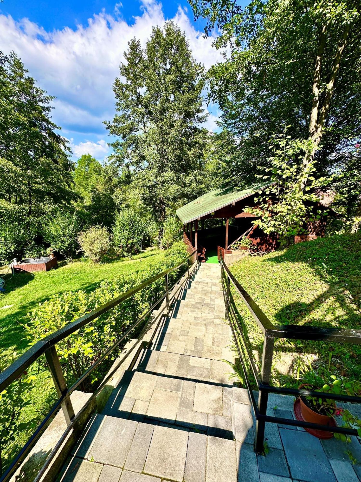 Miandra Villa *